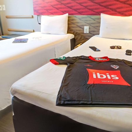 Ibis Paranaguá Buitenkant foto